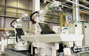 Material handling robot for M/C process